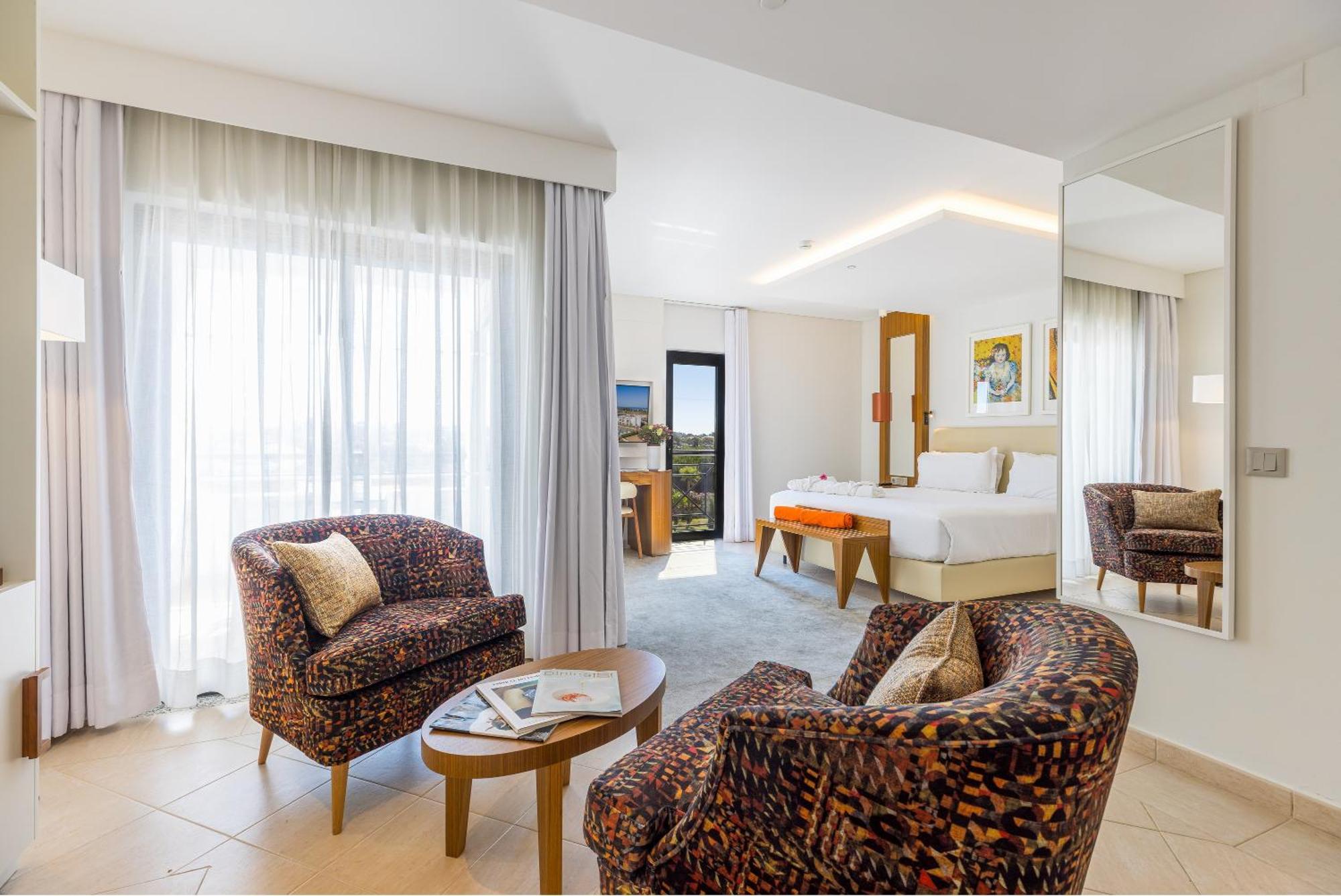 Regency Salgados & Spa Hotel
